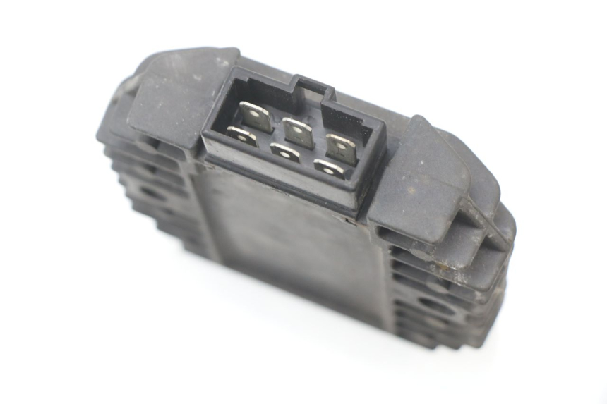 photo de LAADREGELAAR KAWASAKI ZZR 600 (1995 - 2004) - Detail van het onderdeel