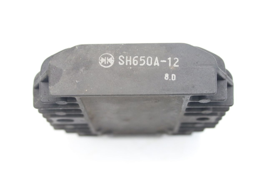 photo de LAADREGELAAR KAWASAKI ZZR 600 (1995 - 2004) - Zoom op gebruiksstaat