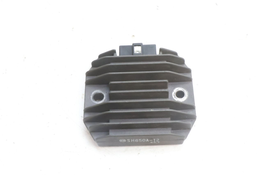 photo de LAADREGELAAR KAWASAKI ZZR 600 (1995 - 2004) - Detail van het onderdeel