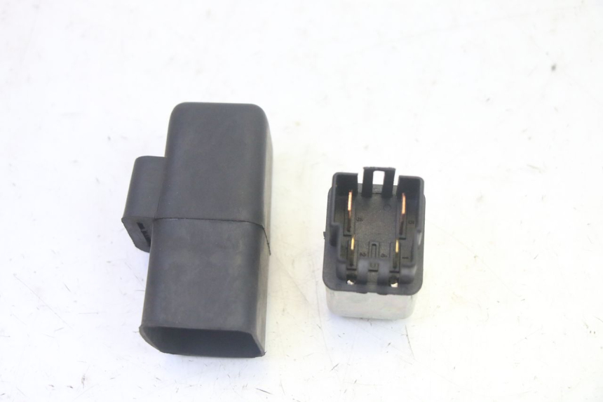 photo de STARTERRELAIS KYMCO AGILITY 4T 50 (2018 - 2022) - Zoom op gebruiksstaat