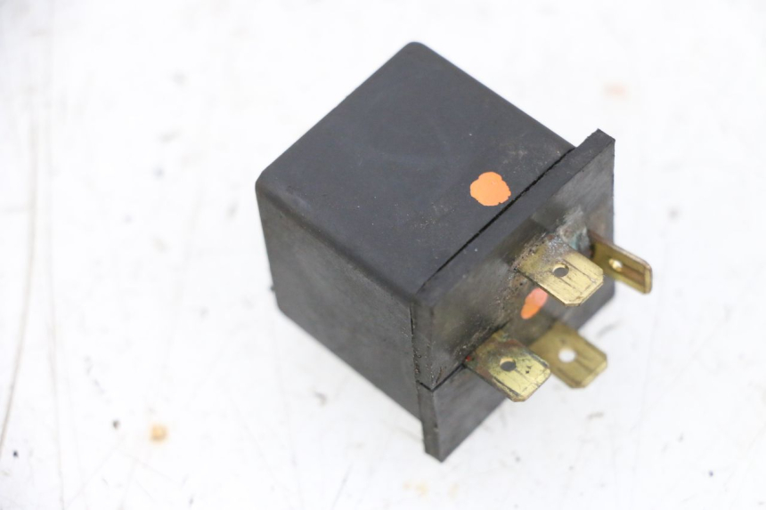 photo de STARTERRELAIS MBK BOOSTER SPIRIT NAKED 50 (2004 - 2017) - Zoom op gebruiksstaat