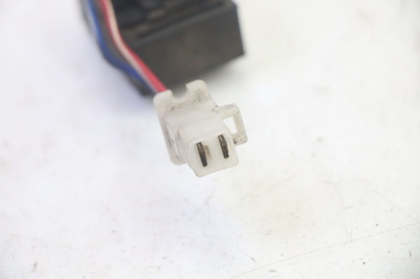 photo de STARTERRELAIS SUZUKI BURGMAN 125 (2007 - 2014) - Andere kijkhoek