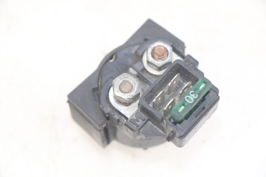 photo de STARTERRELAIS HONDA CBR F SC25 1000 (1989 - 1992) - Hoofdaanzicht