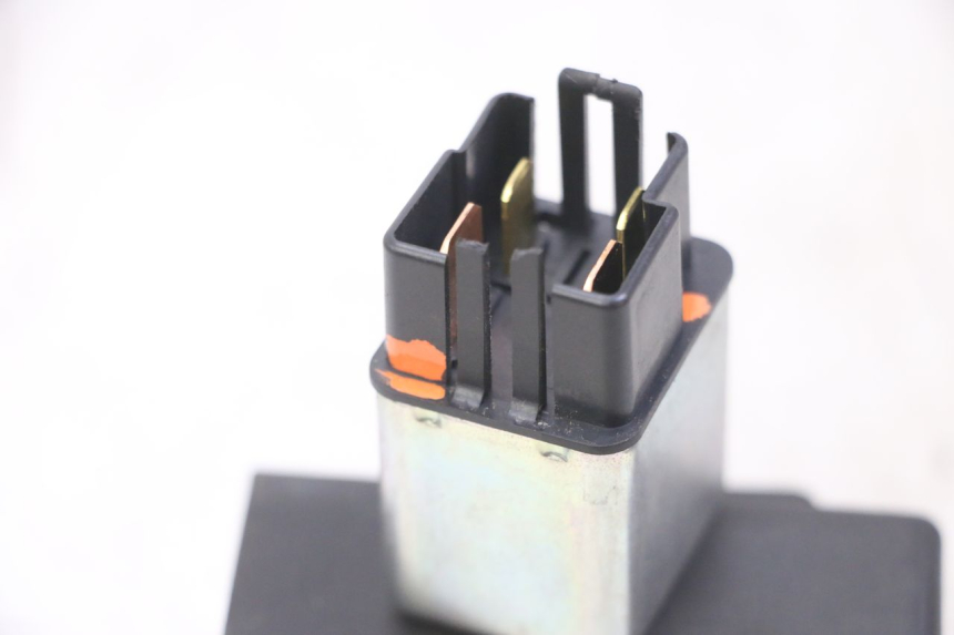 photo de STARTERRELAIS HONDA CRF-F CRF F 110 (2019 - 2022) - Bevestigingspunten