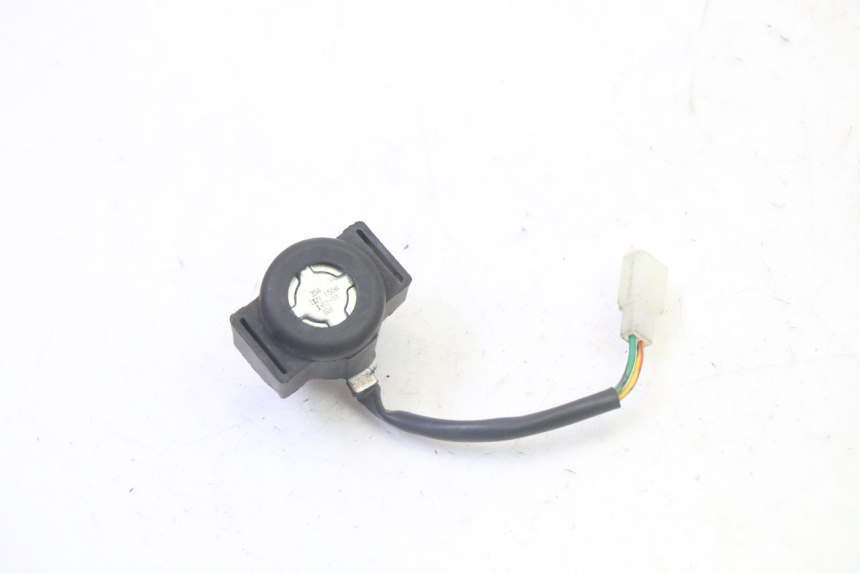 photo de STARTERRELAIS SYM CROX 4T 50 (2016 - 2023) - Zoom op gebruiksstaat