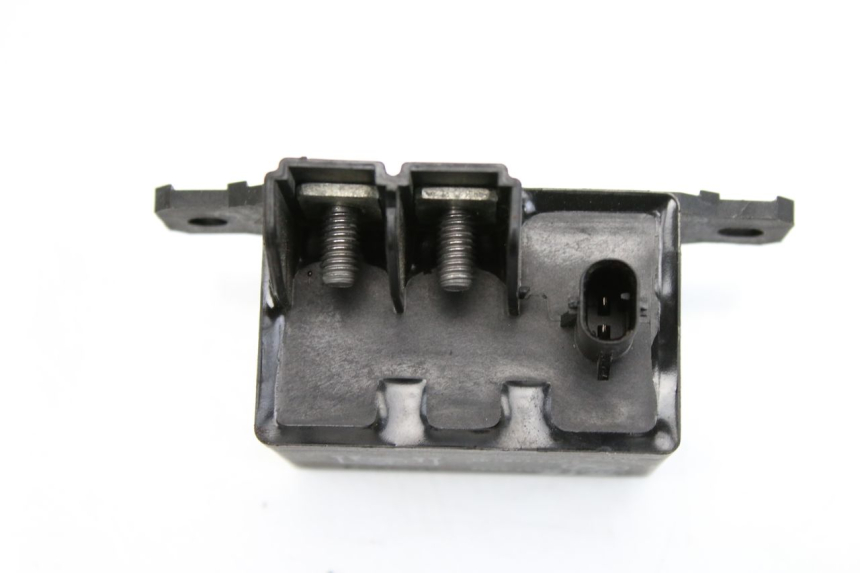 photo de STARTERRELAIS BMW F GS K81 850 (2018 - 2023) - Detail van het onderdeel