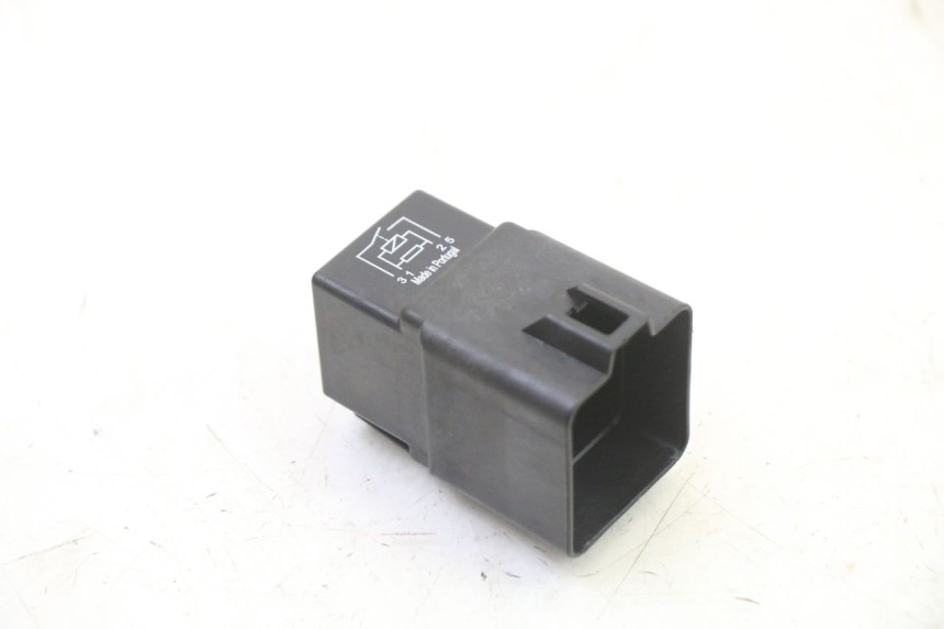 photo de STARTERRELAIS BMW G310 R 310 (2016 - 2020) - Detail van het onderdeel