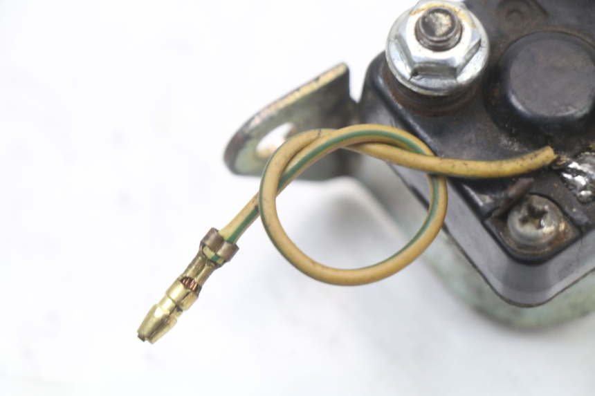 photo de STARTERRELAIS SUZUKI GSX E 250 (1982 - 1983) - Technische close-up