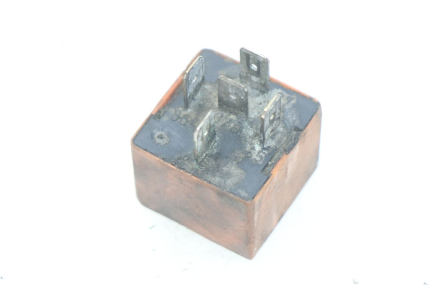 photo de STARTERRELAIS PEUGEOT LUDIX 50 (2008 - 2017) - Detail van het onderdeel