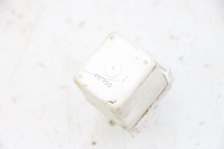 photo de STARTERRELAIS PIAGGIO MP3 HPE 300 (2019 - 2026) - Zoom op gebruiksstaat