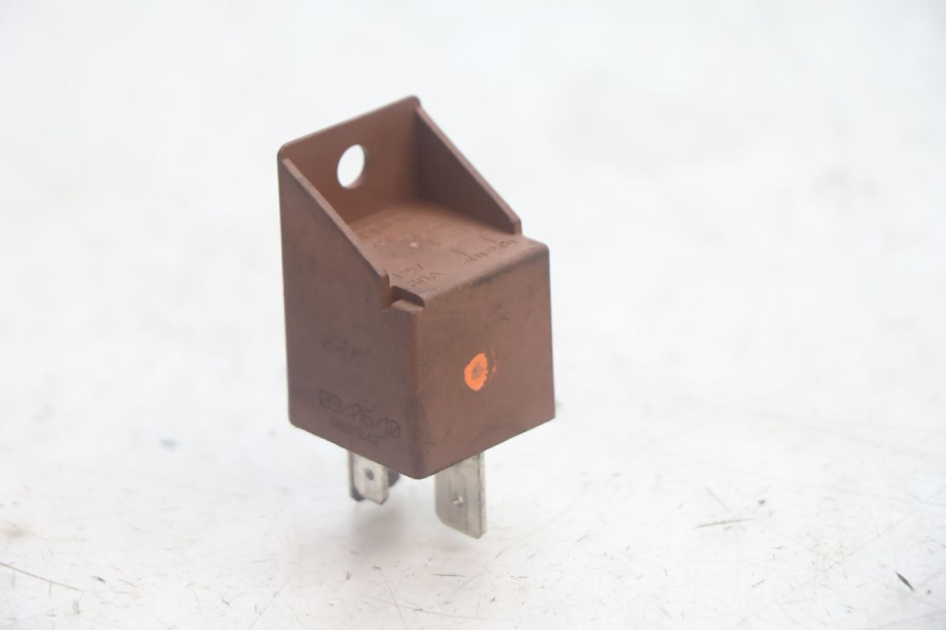 photo de STARTERRELAIS PIAGGIO MP3 125 (2006 - 2014) - Detail van het onderdeel