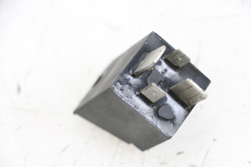 photo de STARTERRELAIS PIAGGIO NEW TYPHOON 50 (2018 - 2021) - Detail van het onderdeel