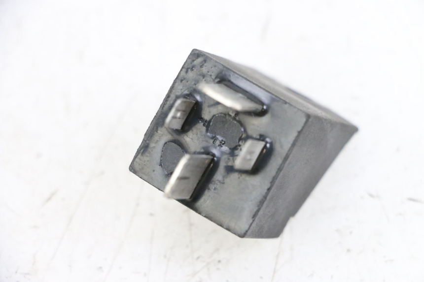 photo de STARTERRELAIS PIAGGIO NEW TYPHOON 50 (2018 - 2021) - Andere kijkhoek