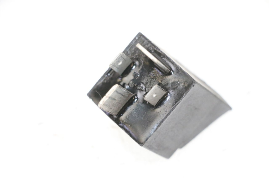 photo de STARTERRELAIS PIAGGIO NEW TYPHOON 50 (2018 - 2021) - Andere kijkhoek