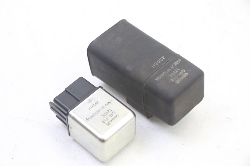 photo de STARTERRELAIS MBK OVETTO 4T 50 (2008 - 2016) - Zoom op gebruiksstaat