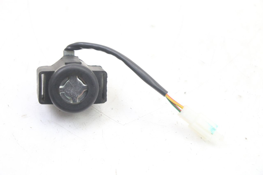 photo de STARTERRELAIS PEUGEOT TWEET 4T 50 (2023 - 2025) - Andere kijkhoek