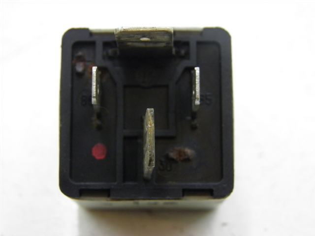 photo de STARTERRELAIS PIAGGIO SUPER LX 125 (2000 - 2003) - Detail van het onderdeel