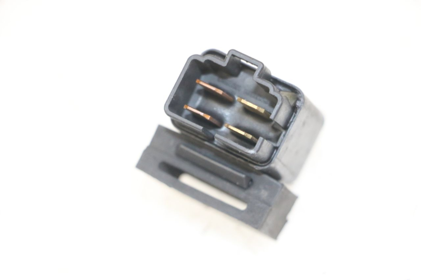 photo de STARTERRELAIS APRILIA RALLY AC 50 (1995 - 2004) - Detail van het onderdeel