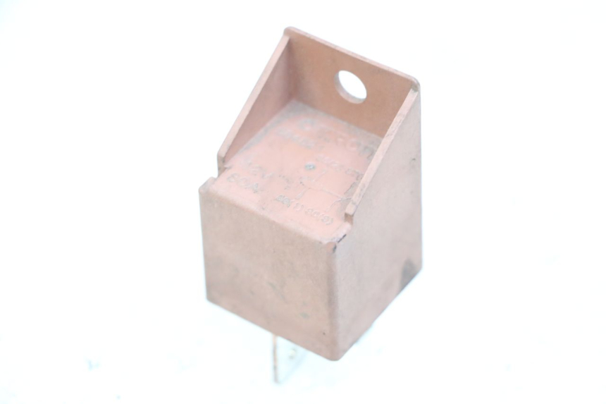 photo de STARTERRELAIS APRILIA SCARABEO 100 (2003 - 2012) - Andere kijkhoek