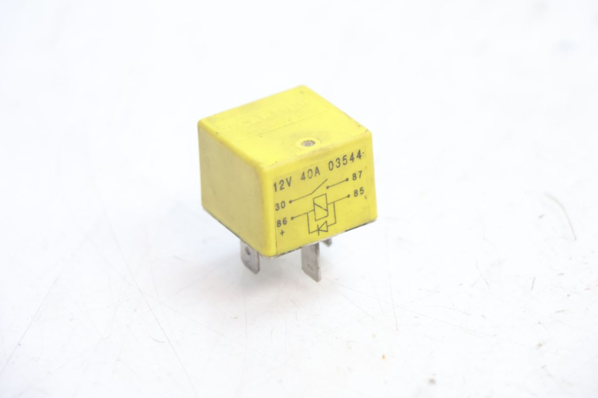 photo de STARTERRELAIS PEUGEOT SPEEDFIGHT LC 50 (1996 - 2002) - Detail van het onderdeel