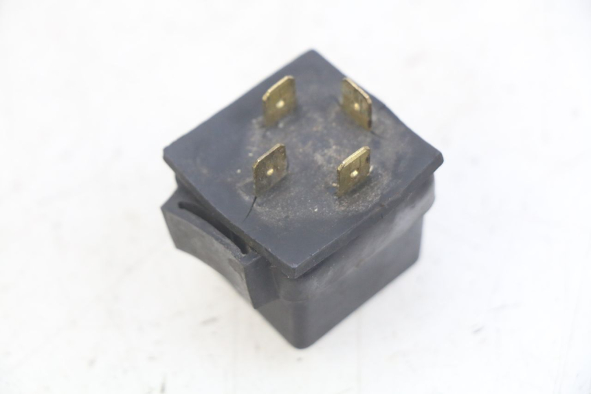 photo de STARTERRELAIS MBK STUNT NAKED 50 (2004 - 2018) - Zoom op gebruiksstaat