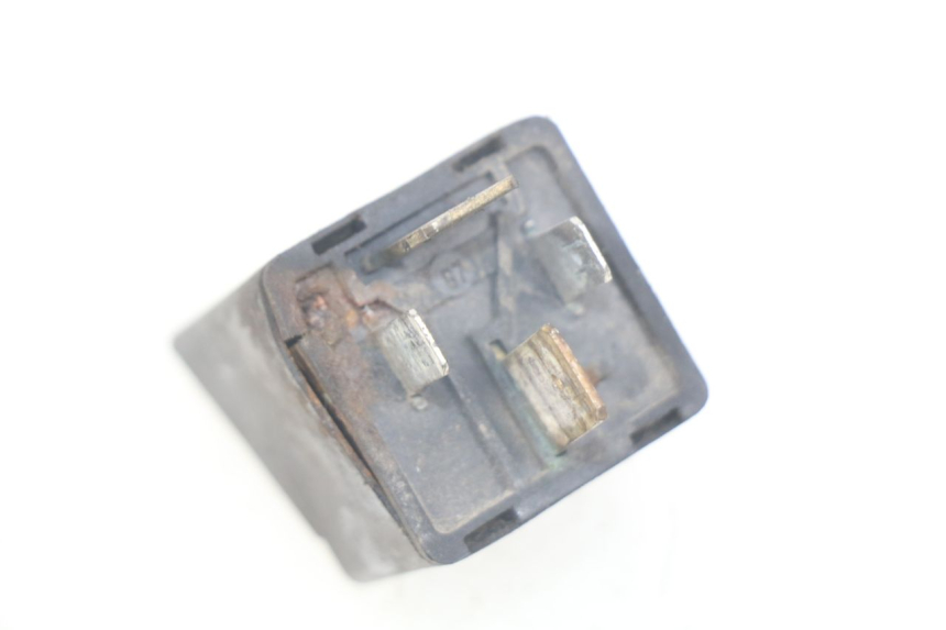 photo de STARTERRELAIS PIAGGIO TYPHOON 50 (1993 - 1999) - Zoom op gebruiksstaat