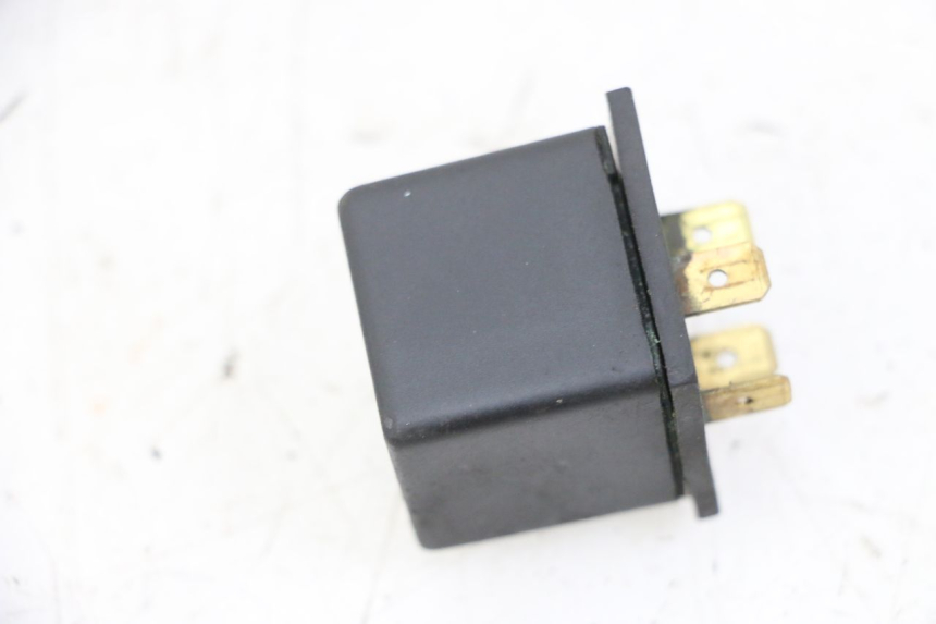 photo de STARTERRELAIS YAMAHA TZR 50 (2008 - 2016) - Detail van het onderdeel