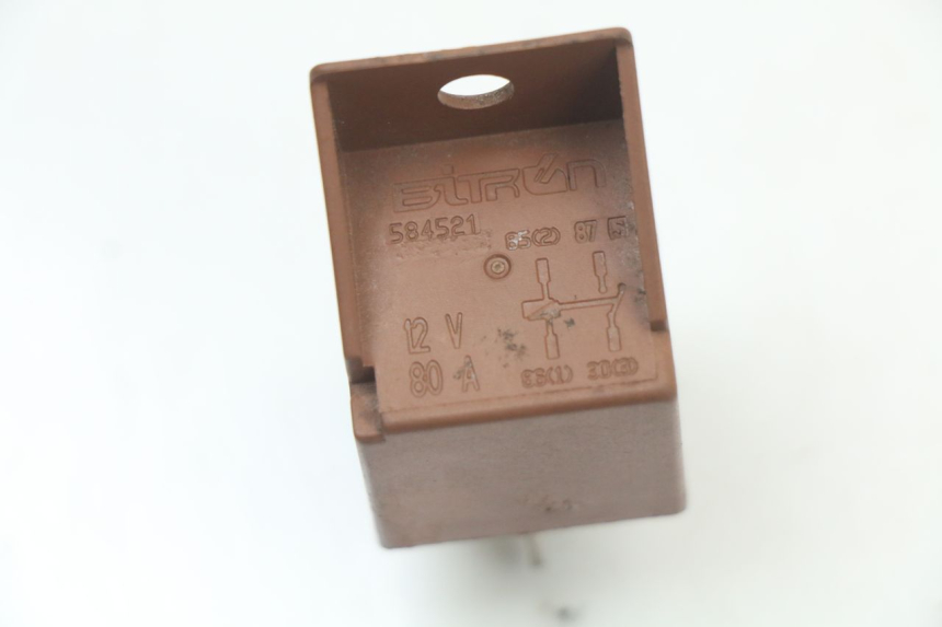 photo de STARTERRELAIS PIAGGIO VESPA LX 125 (2005 - 2010) - Detail van het onderdeel