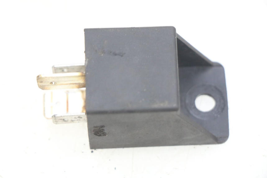 photo de STARTERRELAIS PIAGGIO VESPA S 2T 50 (2007 - 2014) - Detail van het onderdeel
