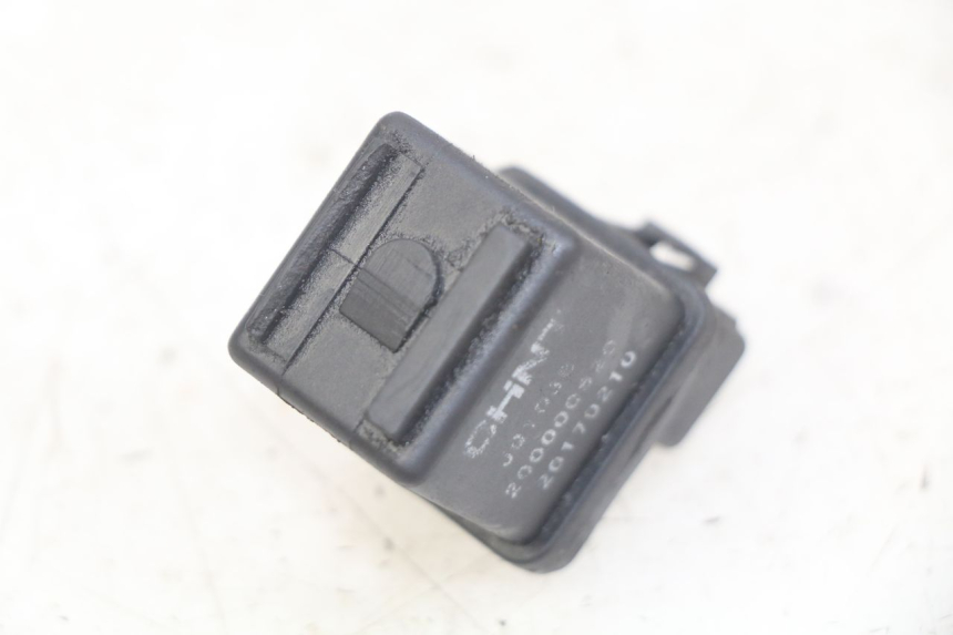 photo de STARTERRELAIS PEUGEOT VIVACITY NEW 2T 50 (2008 - 2017) - Detail van het onderdeel