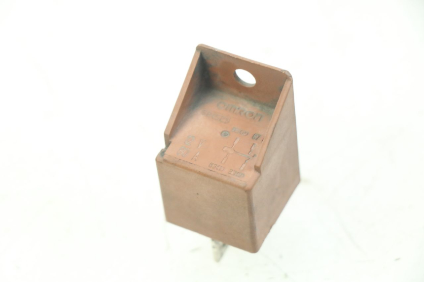 photo de STARTERRELAIS PIAGGIO XEVO - X EVO 125 (2007 - 2017) - Detail van het onderdeel