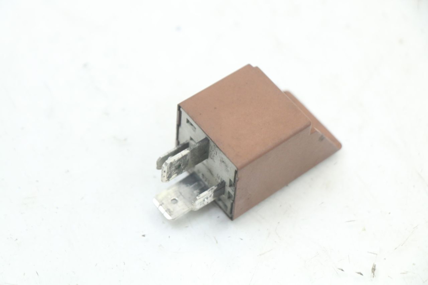 photo de STARTERRELAIS PIAGGIO XEVO - X EVO 125 (2007 - 2017) - Detail van het onderdeel