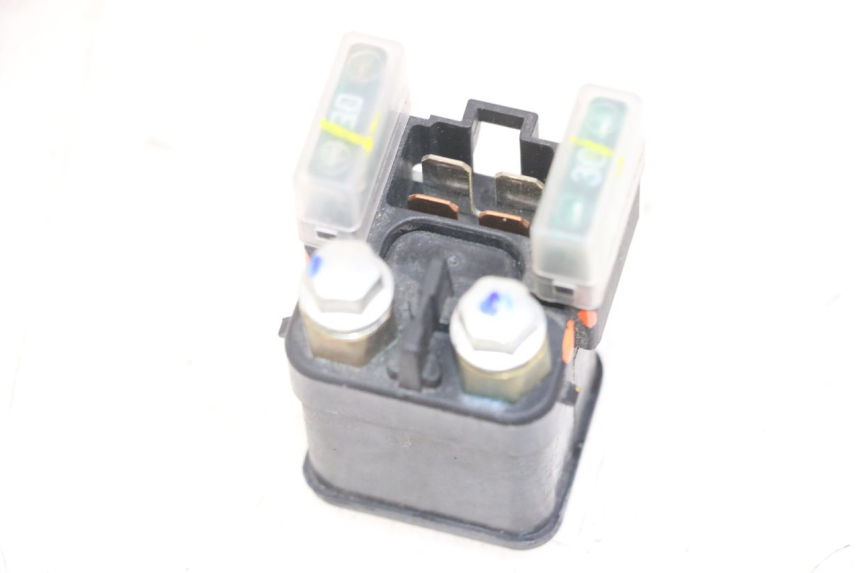 photo de STARTERRELAIS YAMAHA XJ6 ABS 600 (2008 - 2016) - Detail van het onderdeel