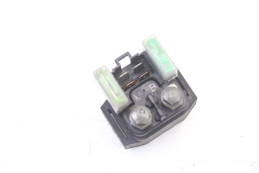 photo de STARTERRELAIS YAMAHA FZS FAZER 600 (2001 - 2003) - Detail van het onderdeel