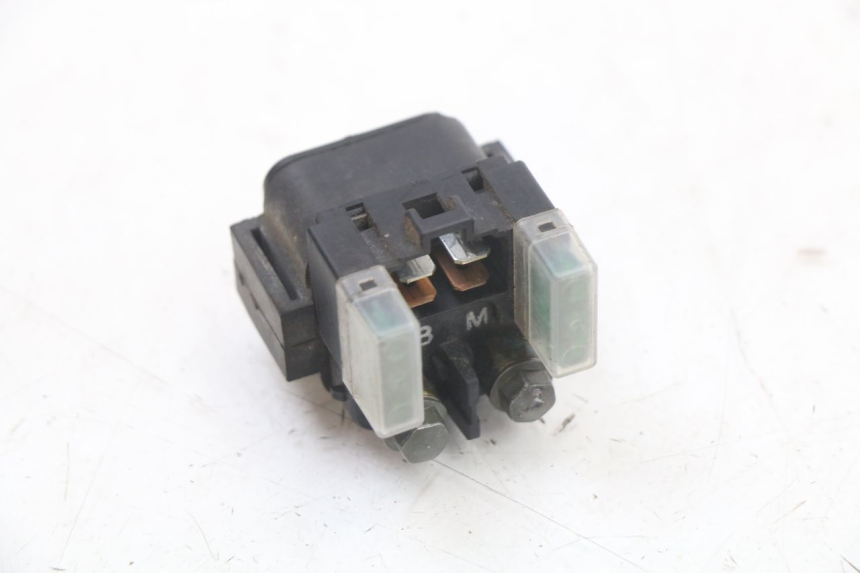 photo de STARTERRELAIS YAMAHA XVS DRAG STAR DRAGSTAR 650 (1997 - 2007) - Detail van het onderdeel