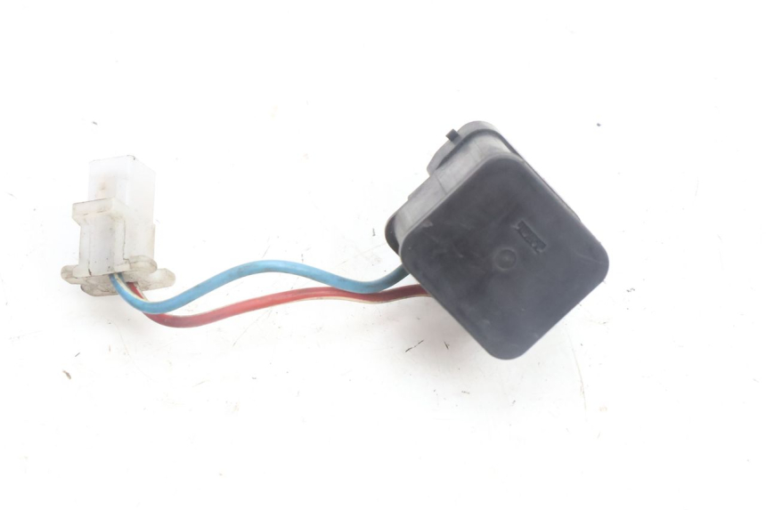 photo de STARTERRELAIS YAMAHA YP MAJESTY 125 (2007 - 2010) - Detail van het onderdeel