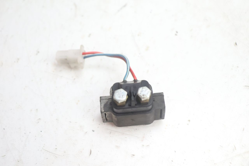 photo de STARTERRELAIS YAMAHA YP MAJESTY 125 (2002 - 2006) - Detail van het onderdeel