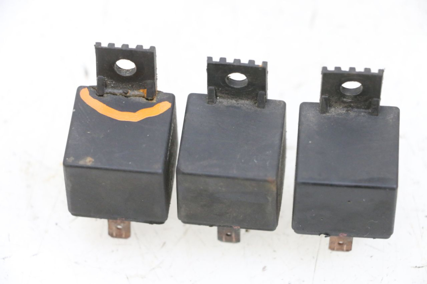 photo de ELEKTRISCH RELAIS ADIVA AD3 300 (2014 - 2020) - Technische close-up