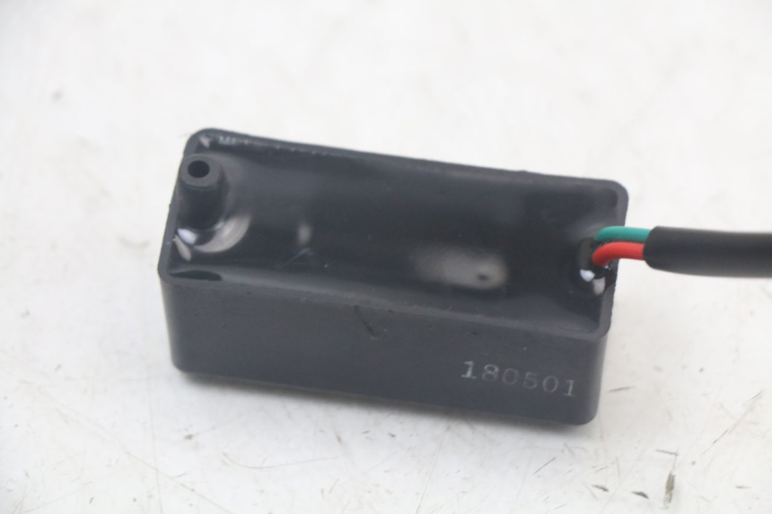 photo de ELEKTRISCH RELAIS KYMCO AGILITY 4T 50 (2018 - 2022) - Andere kijkhoek