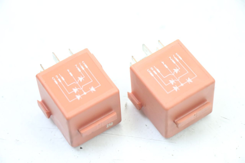 photo de ELEKTRISCH RELAIS BMW C1 125 (2000 - 2003) - Zoom op gebruiksstaat