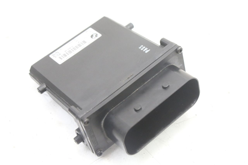 photo de ELEKTRISCH RELAIS BMW S RR ABS S1000RR 1000 (2015 - 2018) - Zoom op gebruiksstaat