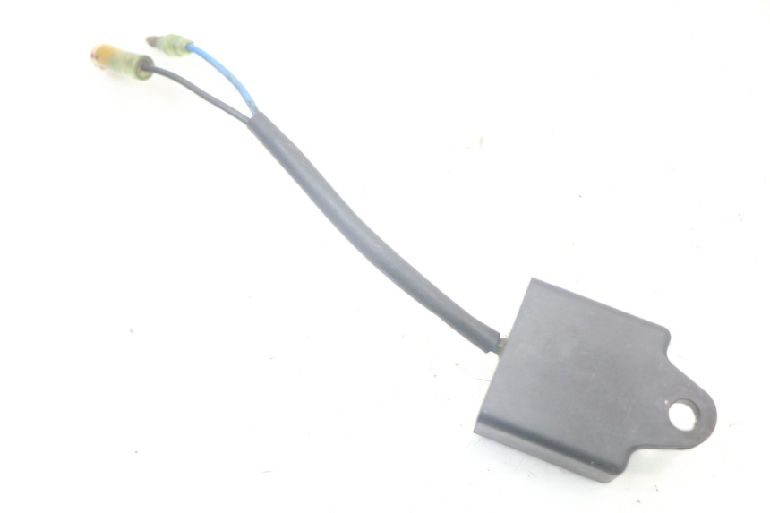 photo de ELEKTRISCH RELAIS MBK BOOSTER SPIRIT 50 (2004 - 2017) - Zoom op gebruiksstaat