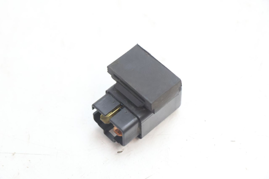photo de ELEKTRISCH RELAIS MBK BOOSTER SPIRIT 50 (1996 - 1999) - Zoom op gebruiksstaat