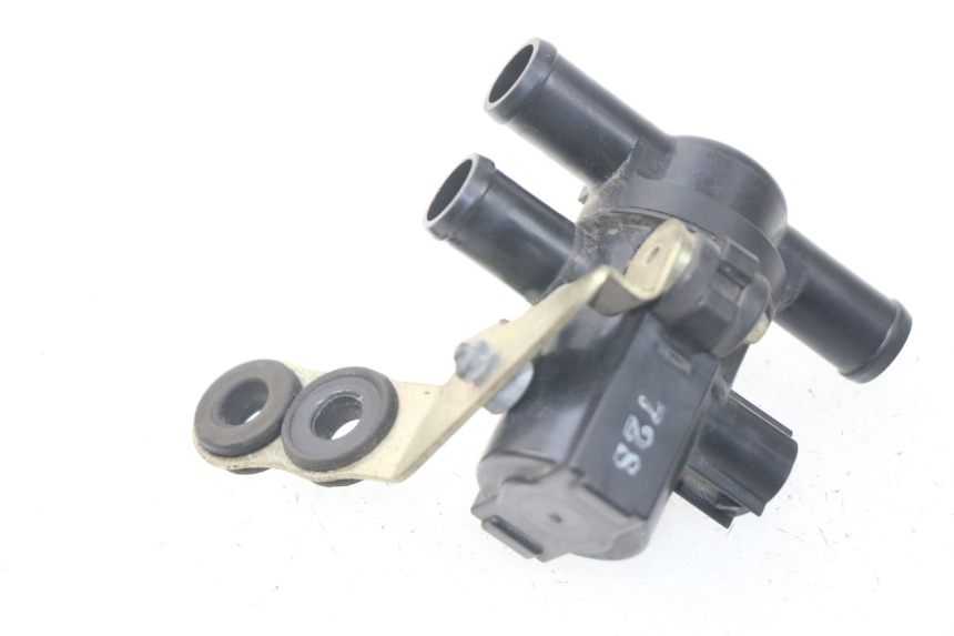 photo de ELEKTRISCH RELAIS MV AGUSTA BRUTALE R WALLY 910 (2008 - 2008) - Detail van het onderdeel