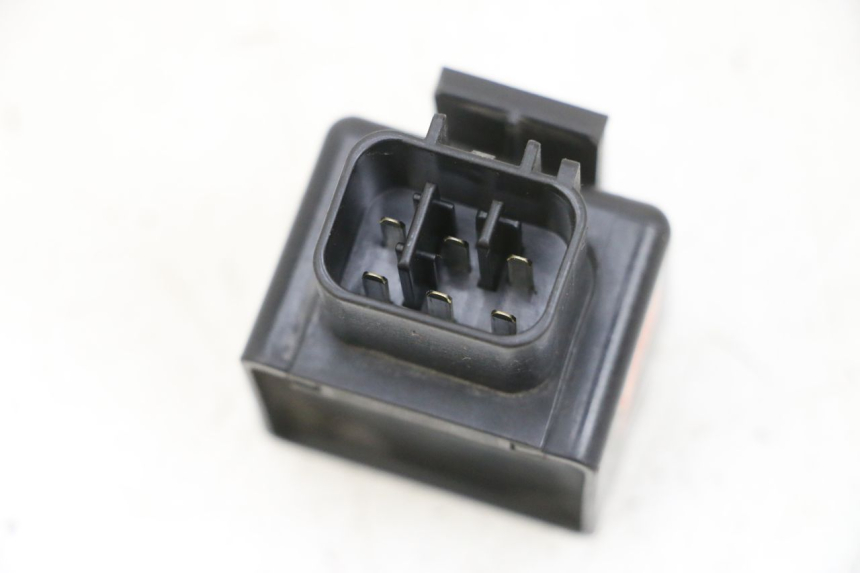 photo de ELEKTRISCH RELAIS SUZUKI BURGMAN 650 (2013 - 2020) - Zoom op gebruiksstaat