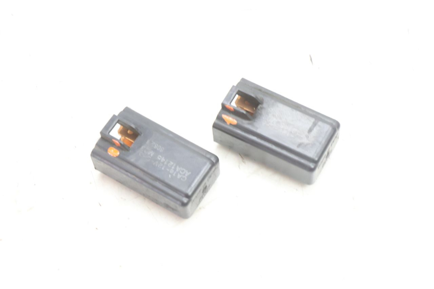 photo de ELEKTRISCH RELAIS SUZUKI BURGMAN 125 (2007 - 2014) - Detail van het onderdeel