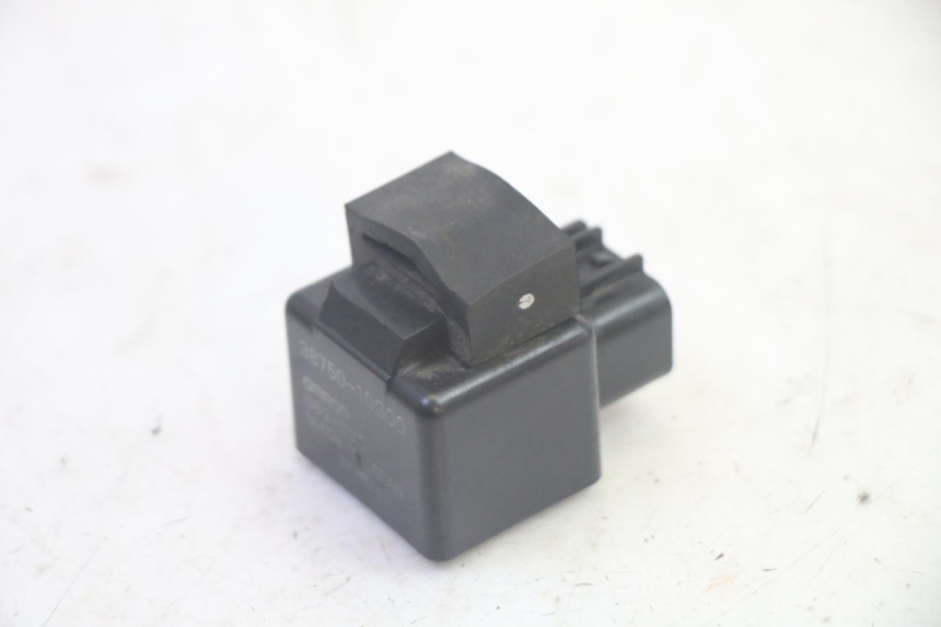 photo de ELEKTRISCH RELAIS SUZUKI BURGMAN EXECUTIVE ABS 650 (2006 - 2012) - Zoom op gebruiksstaat