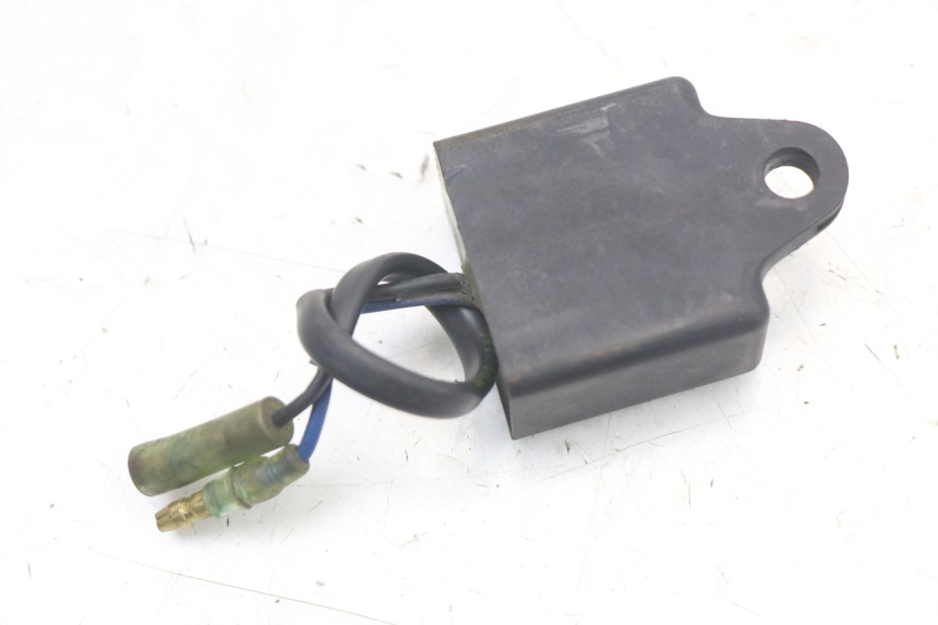 photo de ELEKTRISCH RELAIS YAMAHA BW'S 50 (2004 - 2017) - Zoom op gebruiksstaat