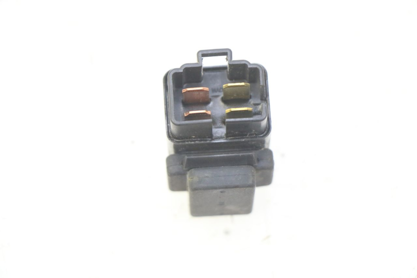 photo de ELEKTRISCH RELAIS YAMAHA BW'S BWS 125 (2010 - 2013) - Detail van het onderdeel