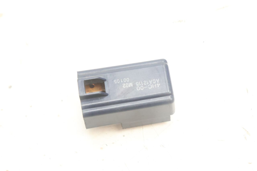 photo de ELEKTRISCH RELAIS YAMAHA BW'S BWS 125 (2010 - 2013) - Detail van het onderdeel
